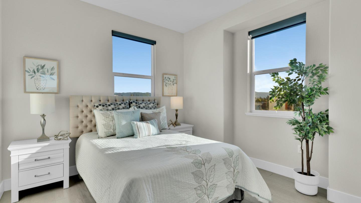 Detail Gallery Image 29 of 52 For 820 E Duane Ave #1,  Sunnyvale,  CA 94085 - 4 Beds | 3/1 Baths