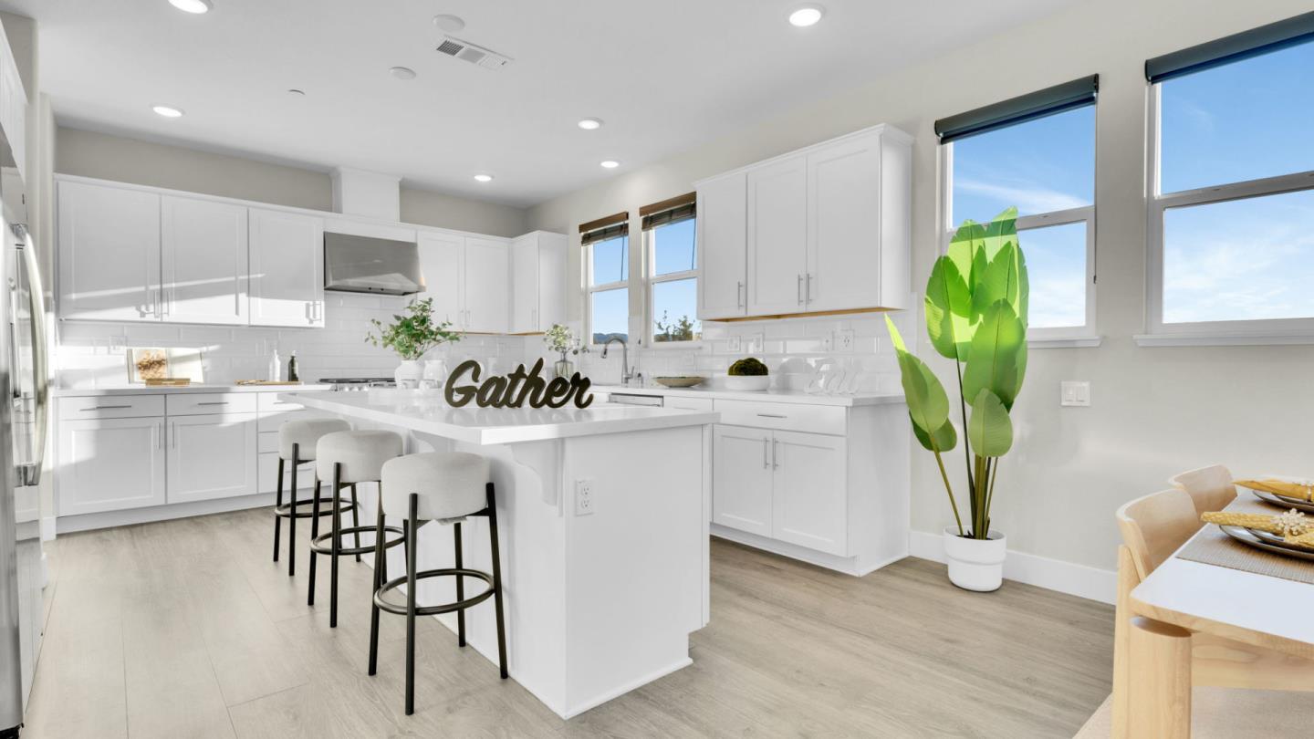 Detail Gallery Image 7 of 52 For 820 E Duane Ave #1,  Sunnyvale,  CA 94085 - 4 Beds | 3/1 Baths