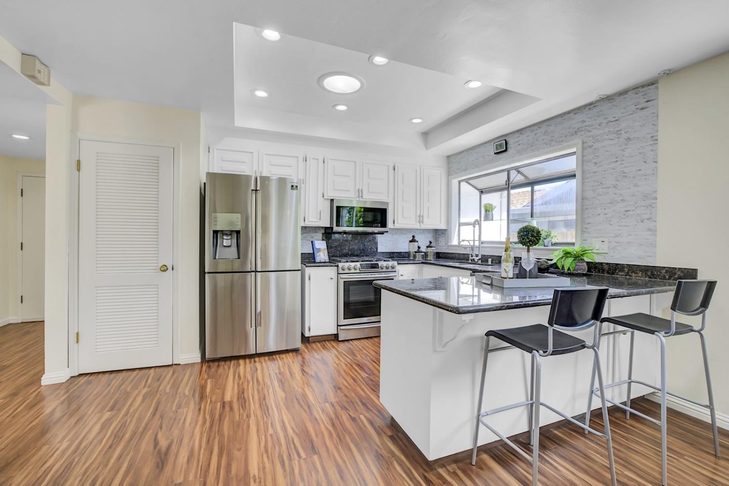 Detail Gallery Image 14 of 43 For 34863 Warwick Ct, Fremont,  CA 94555 - 3 Beds | 2 Baths