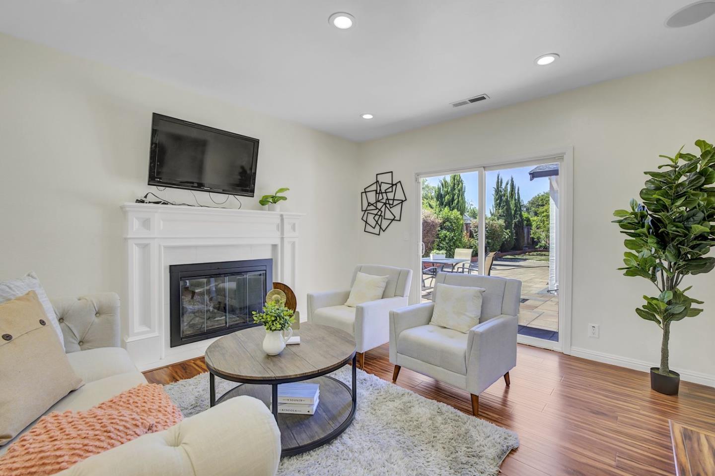 Detail Gallery Image 21 of 43 For 34863 Warwick Ct, Fremont,  CA 94555 - 3 Beds | 2 Baths