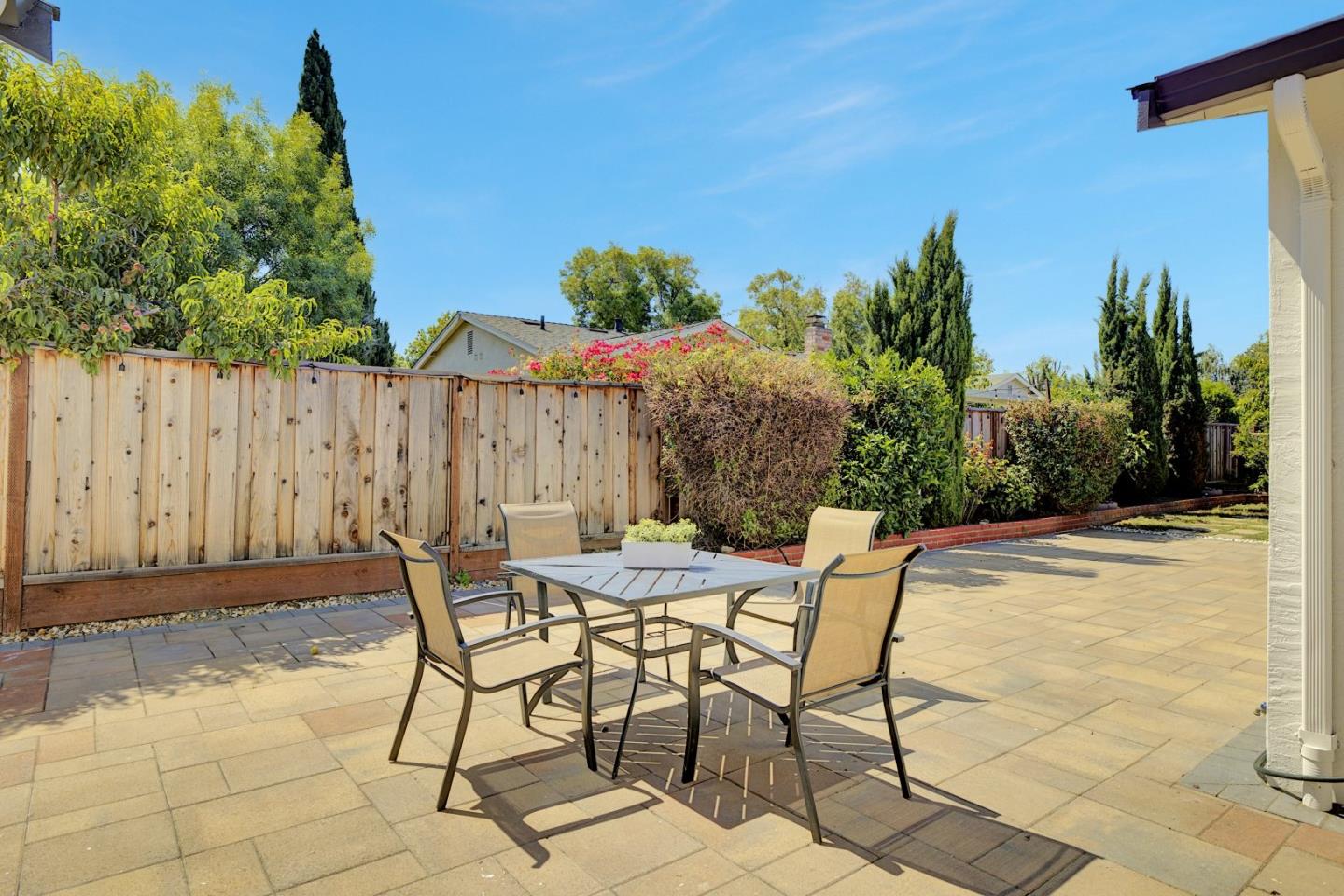 Detail Gallery Image 32 of 43 For 34863 Warwick Ct, Fremont,  CA 94555 - 3 Beds | 2 Baths
