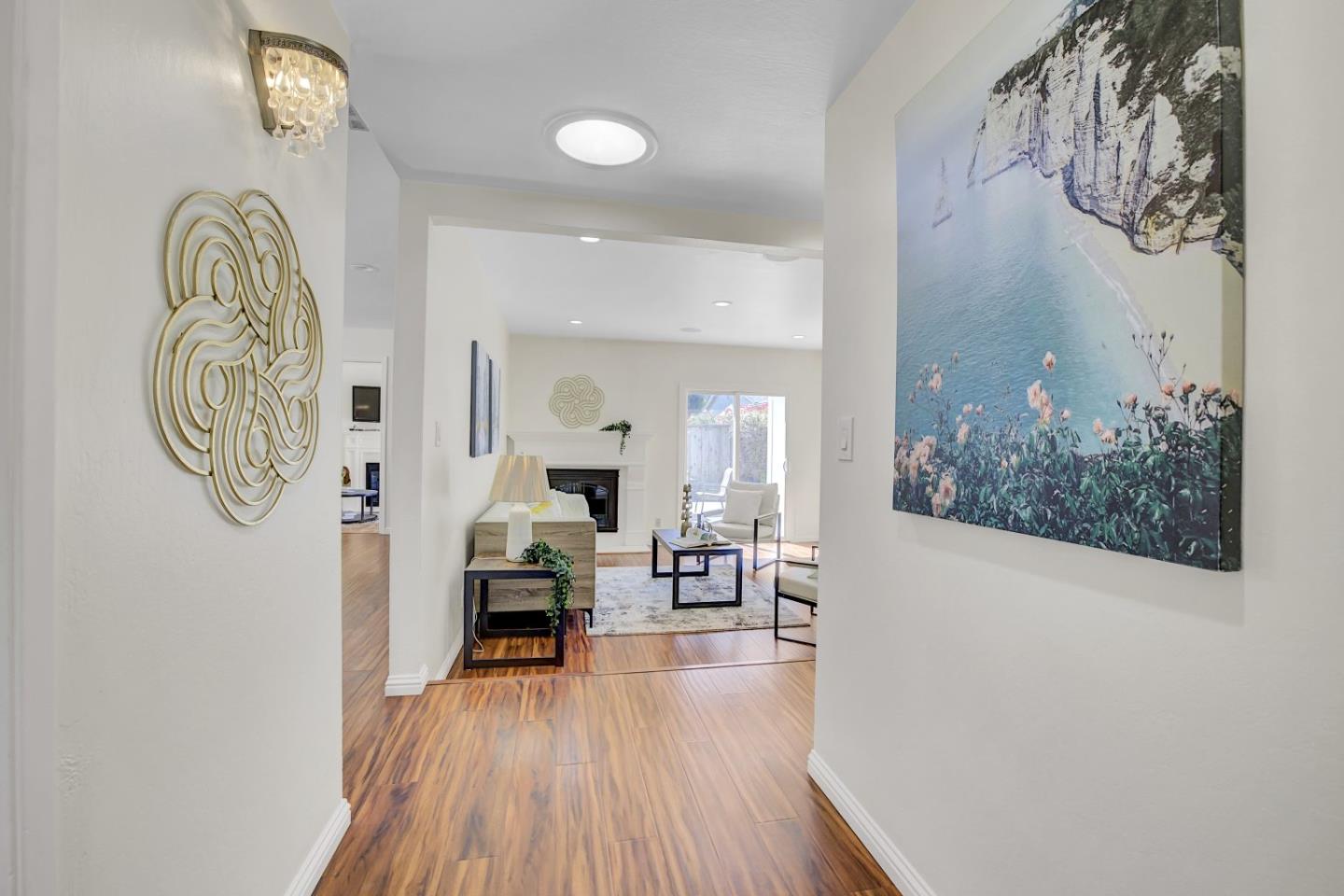 Detail Gallery Image 5 of 43 For 34863 Warwick Ct, Fremont,  CA 94555 - 3 Beds | 2 Baths