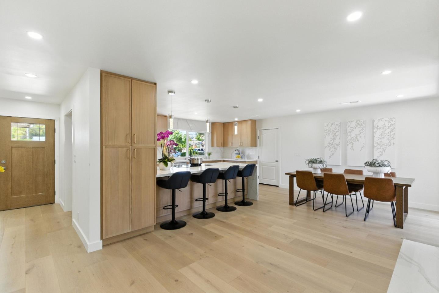 Detail Gallery Image 12 of 39 For 14226 Lucian Ave, San Jose,  CA 95127 - 4 Beds | 2 Baths