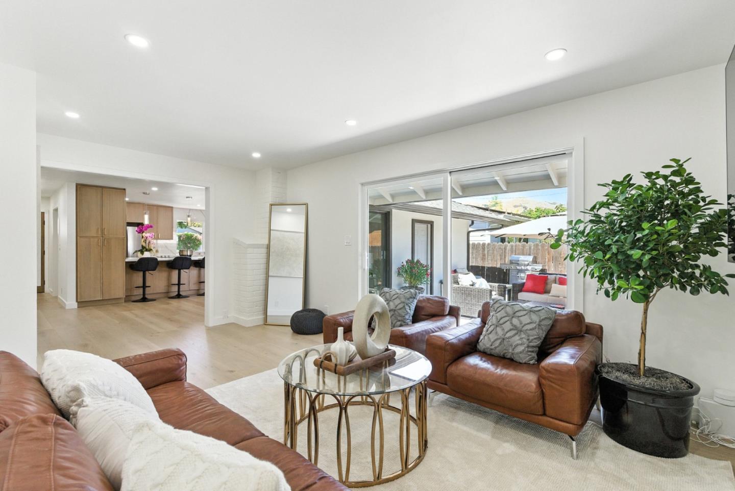 Detail Gallery Image 18 of 39 For 14226 Lucian Ave, San Jose,  CA 95127 - 4 Beds | 2 Baths