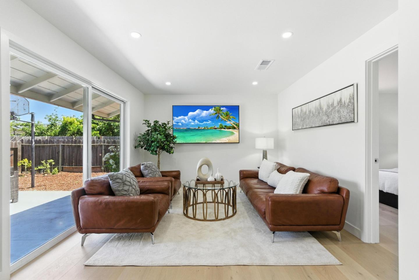 Detail Gallery Image 19 of 39 For 14226 Lucian Ave, San Jose,  CA 95127 - 4 Beds | 2 Baths