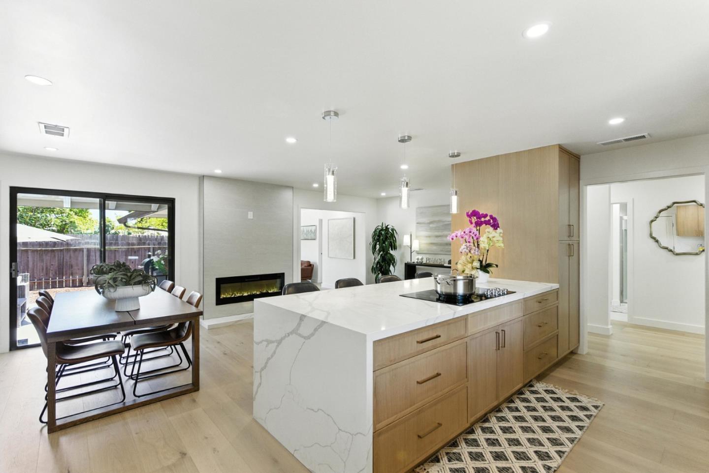 Detail Gallery Image 2 of 39 For 14226 Lucian Ave, San Jose,  CA 95127 - 4 Beds | 2 Baths