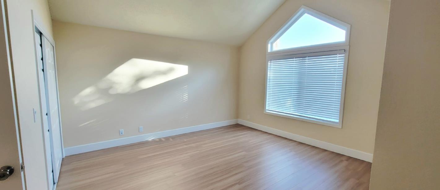 Detail Gallery Image 11 of 26 For 1146 Rosebriar Way, San Jose,  CA 95131 - 4 Beds | 2/1 Baths