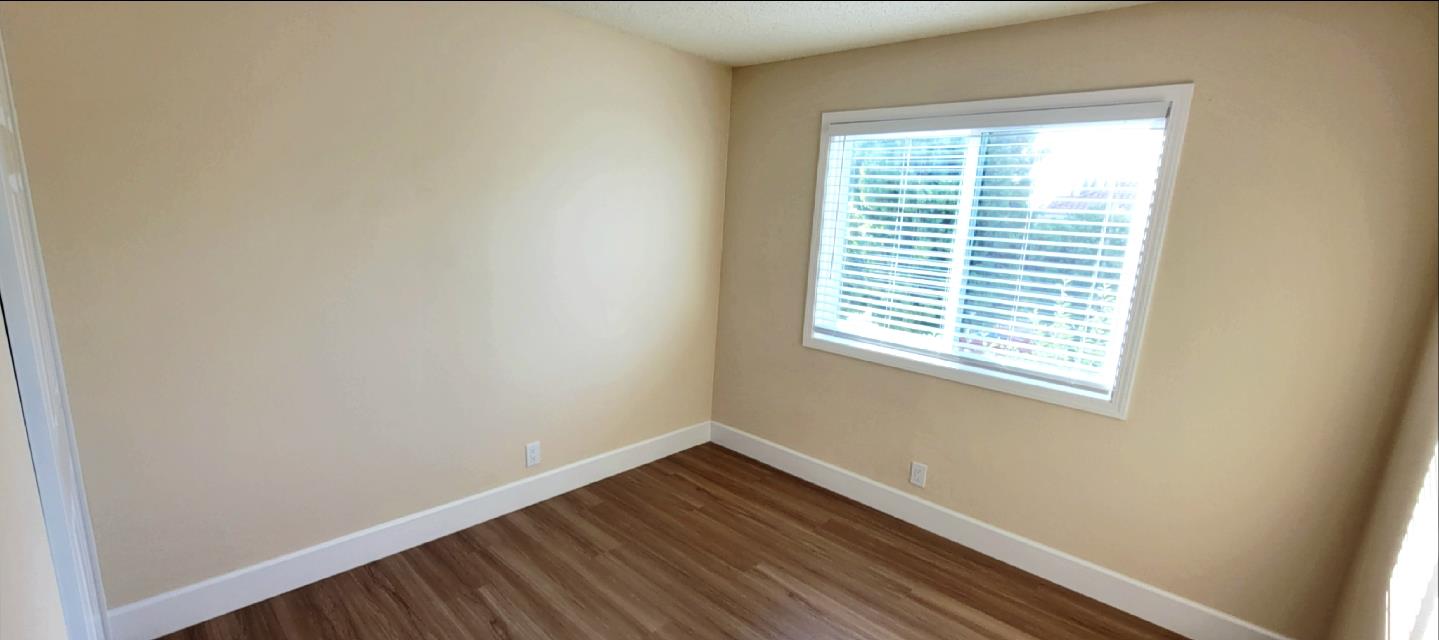 Detail Gallery Image 17 of 26 For 1146 Rosebriar Way, San Jose,  CA 95131 - 4 Beds | 2/1 Baths