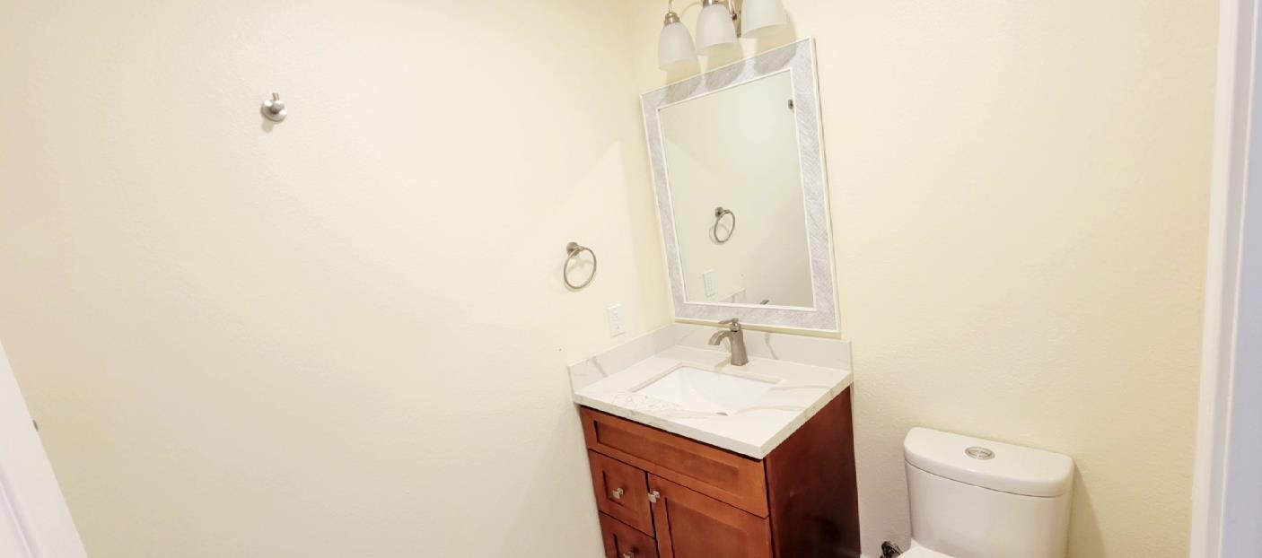 Detail Gallery Image 8 of 26 For 1146 Rosebriar Way, San Jose,  CA 95131 - 4 Beds | 2/1 Baths