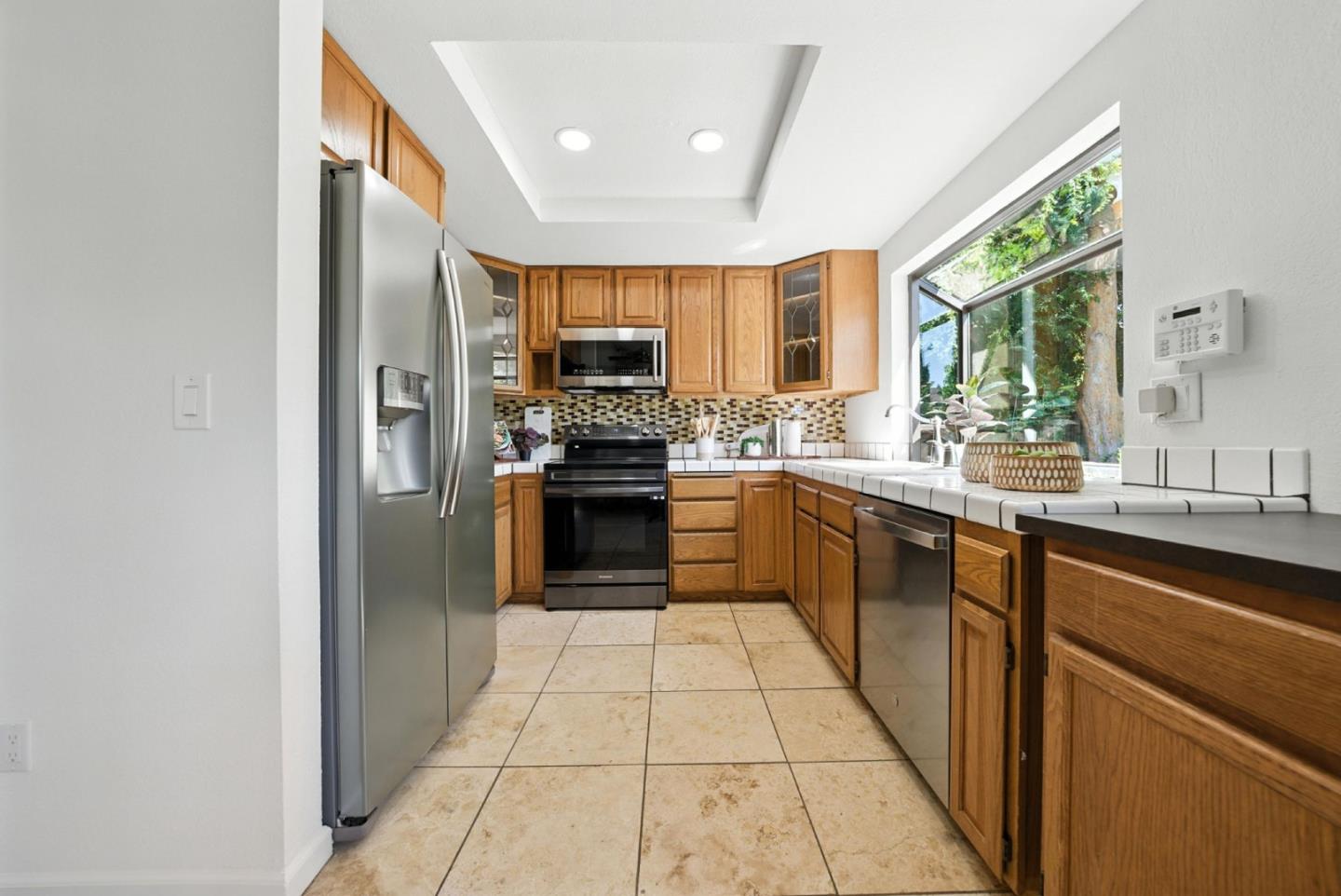 Detail Gallery Image 28 of 71 For 5241 Felicia Ave, Livermore,  CA 94550 - 4 Beds | 2 Baths