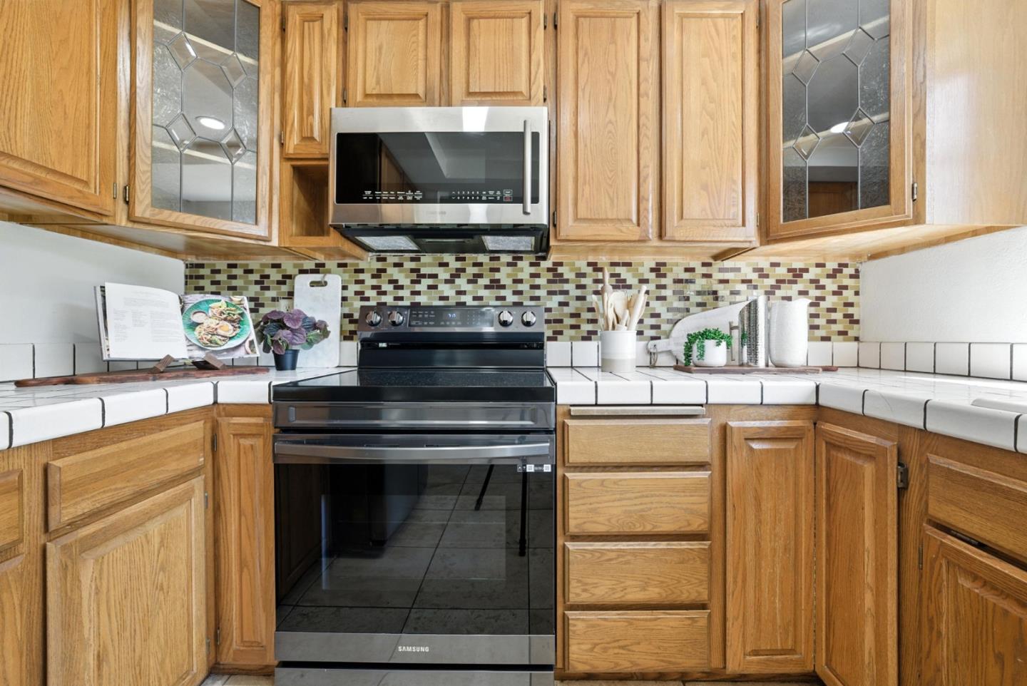Detail Gallery Image 35 of 71 For 5241 Felicia Ave, Livermore,  CA 94550 - 4 Beds | 2 Baths