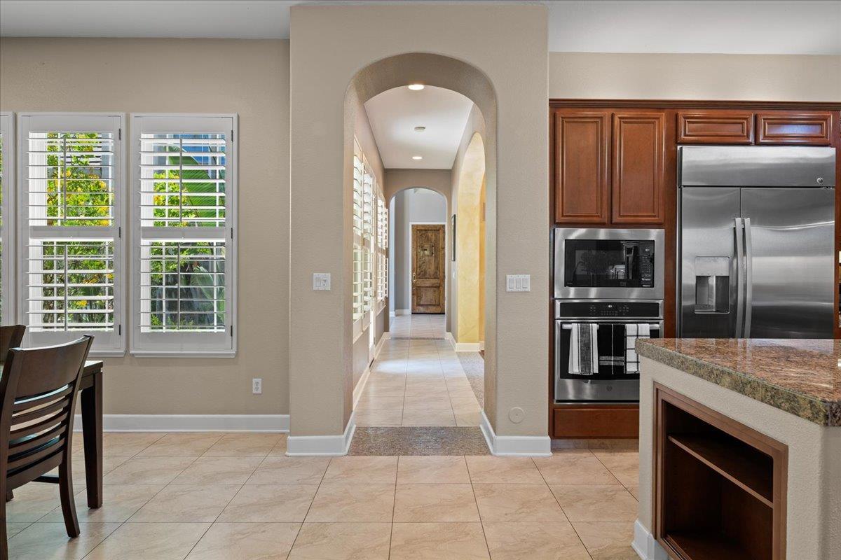 Detail Gallery Image 20 of 53 For 2316 Club Dr, Gilroy,  CA 95020 - 5 Beds | 3/1 Baths