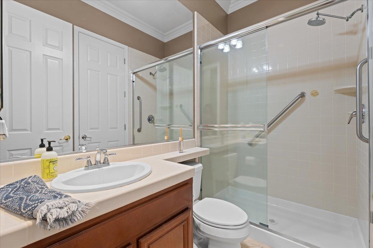 Detail Gallery Image 26 of 53 For 2316 Club Dr, Gilroy,  CA 95020 - 5 Beds | 3/1 Baths