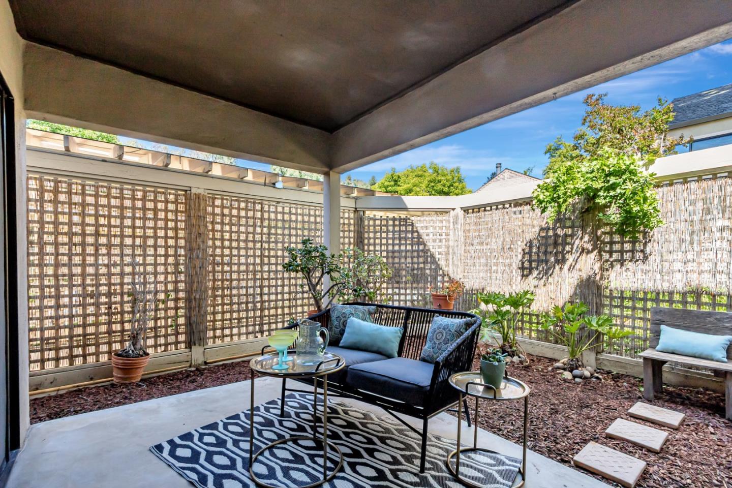 Detail Gallery Image 33 of 56 For 449 Alberto Way #C138,  Los Gatos,  CA 95032 - 2 Beds | 1 Baths