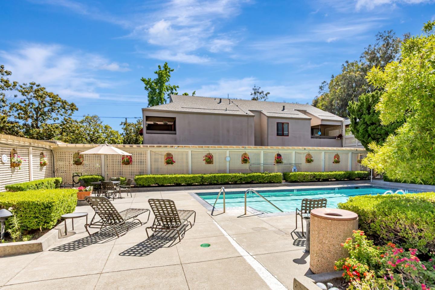 Detail Gallery Image 40 of 56 For 449 Alberto Way #C138,  Los Gatos,  CA 95032 - 2 Beds | 1 Baths