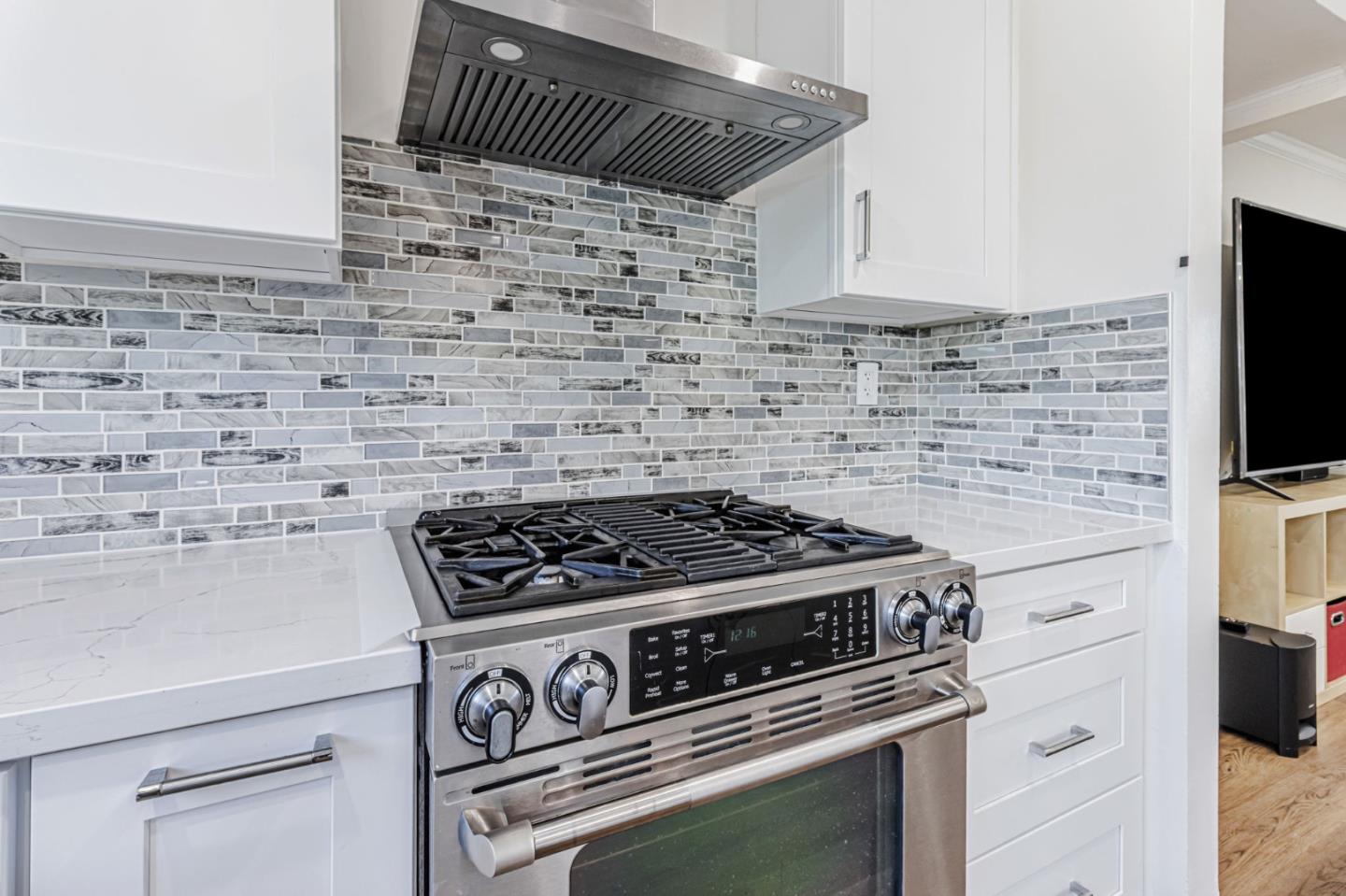 Detail Gallery Image 10 of 28 For 1707 Rocky Mountain Ave, Milpitas,  CA 95035 - 4 Beds | 3 Baths
