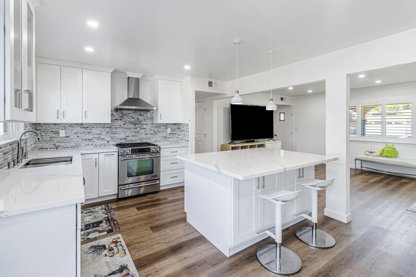 Detail Gallery Image 11 of 28 For 1707 Rocky Mountain Ave, Milpitas,  CA 95035 - 4 Beds | 3 Baths
