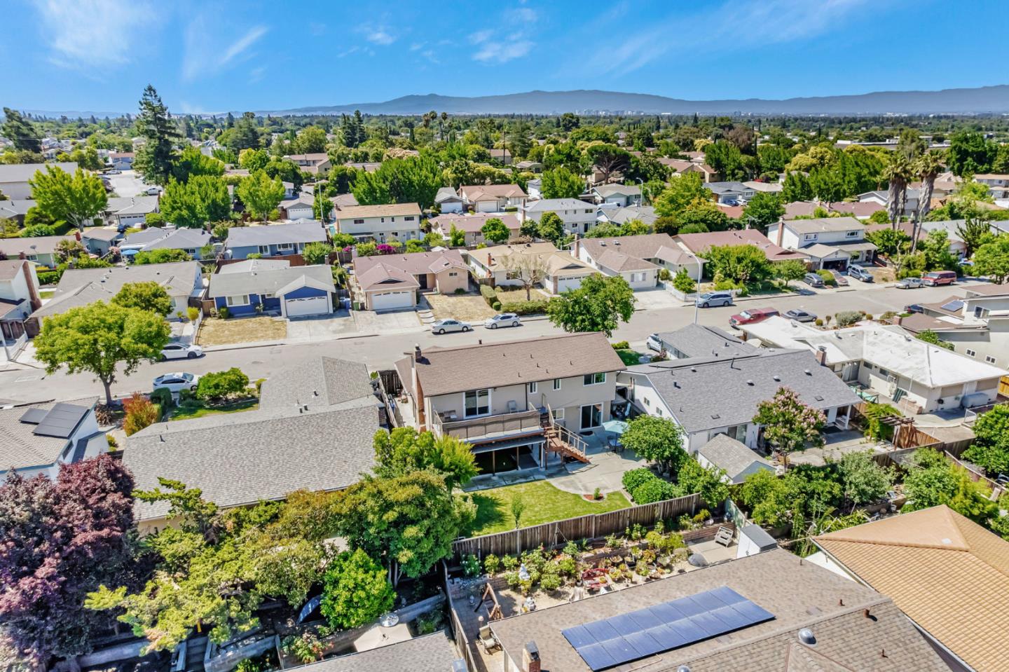 Detail Gallery Image 26 of 28 For 1707 Rocky Mountain Ave, Milpitas,  CA 95035 - 4 Beds | 3 Baths