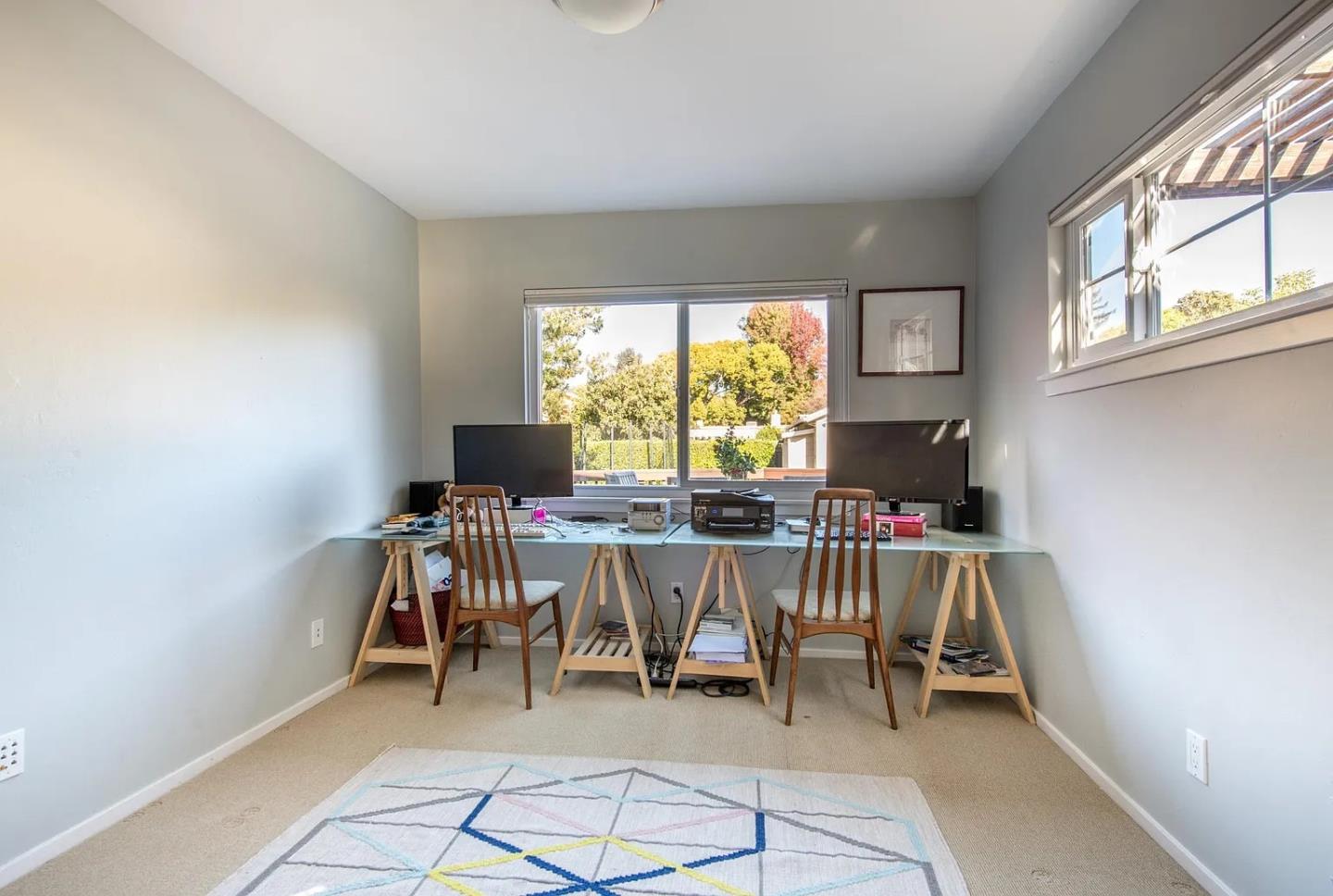 Detail Gallery Image 6 of 14 For 308 Princeton Rd, Menlo Park,  CA 94025 - 4 Beds | 2 Baths
