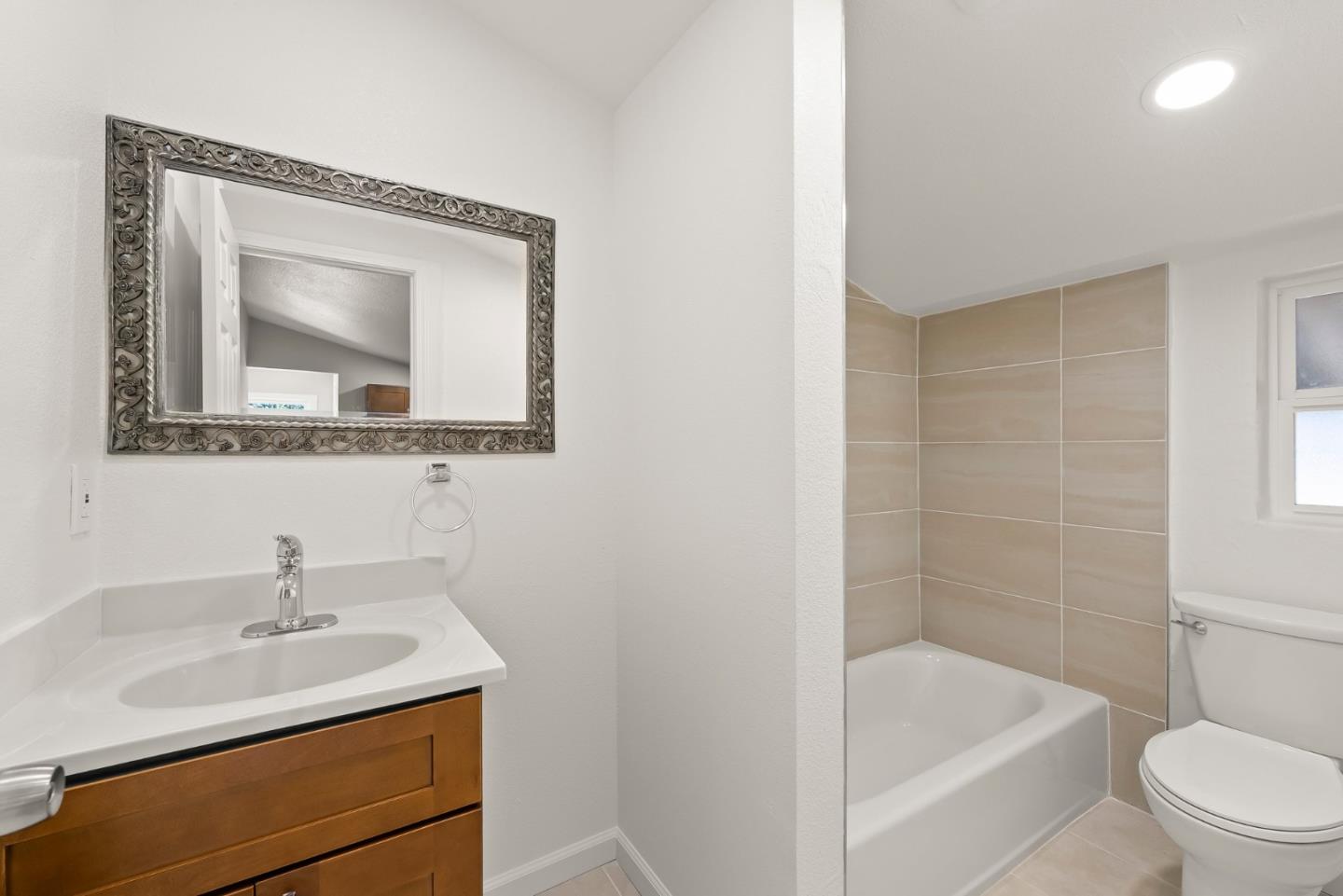 Detail Gallery Image 19 of 43 For 850 Calhoun St, San Jose,  CA 95116 - – Beds | – Baths