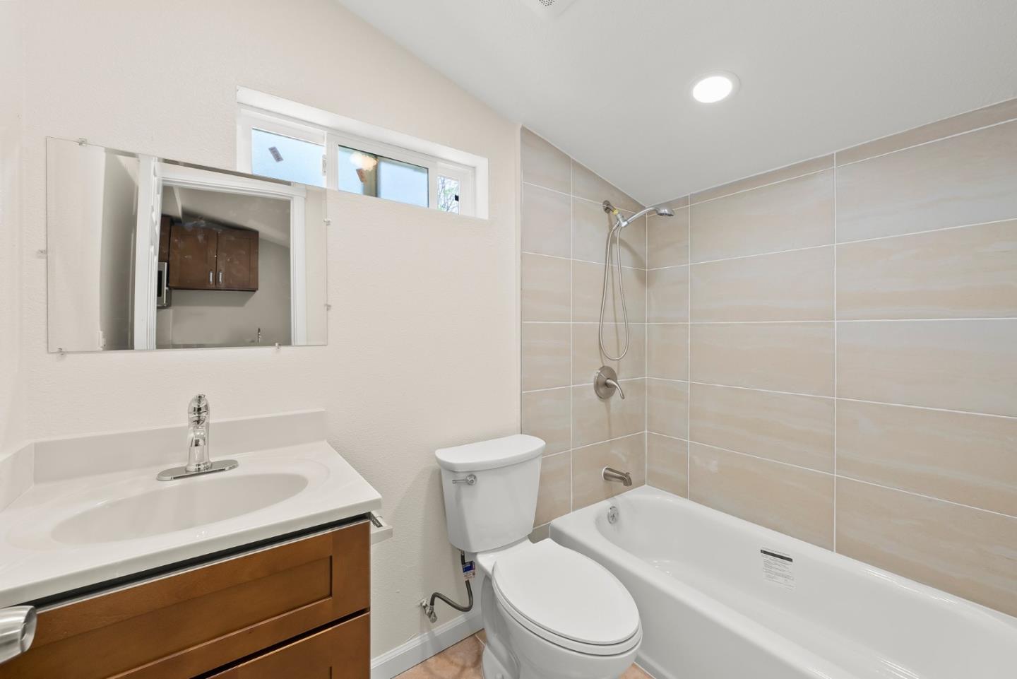 Detail Gallery Image 23 of 43 For 850 Calhoun St, San Jose,  CA 95116 - – Beds | – Baths