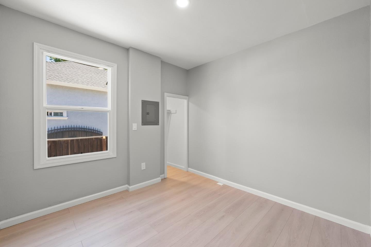 Detail Gallery Image 25 of 43 For 850 Calhoun St, San Jose,  CA 95116 - – Beds | – Baths