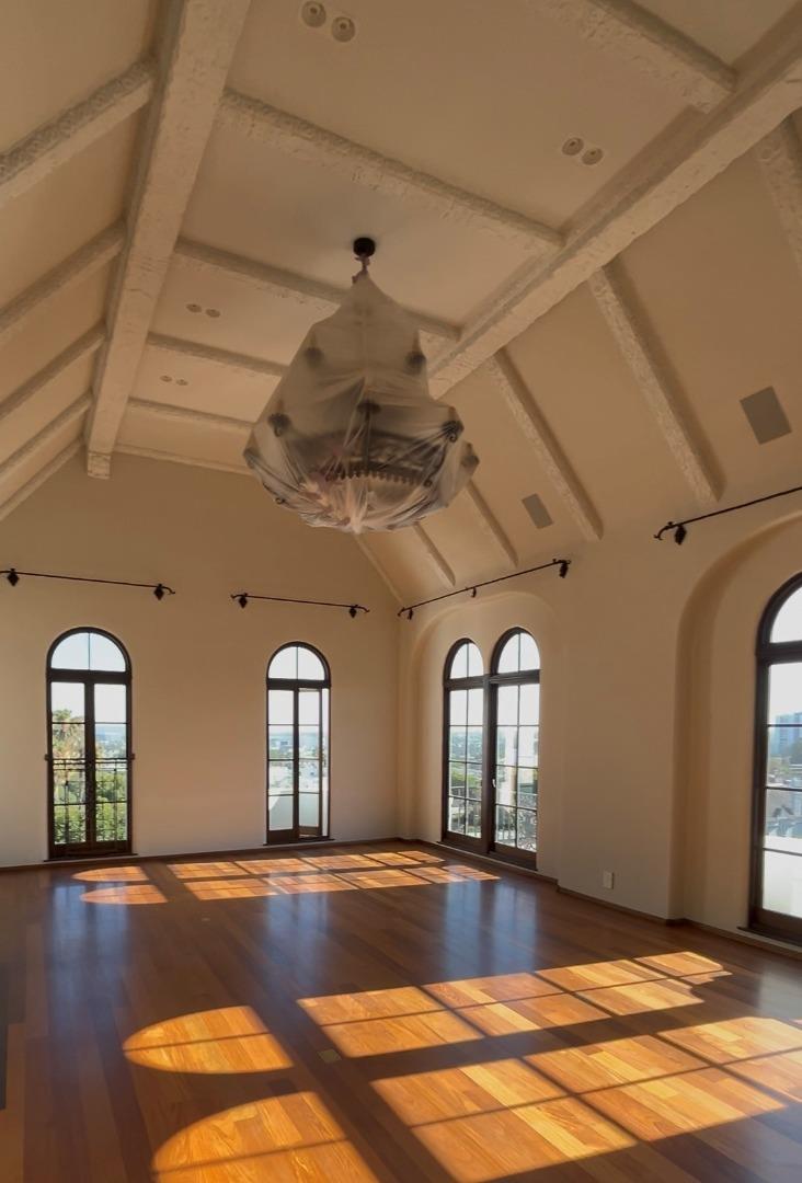 Detail Gallery Image 3 of 9 For 1302 N Sweetzer Ave #602,  West Hollywood,  CA 90069 - 3 Beds | 3/1 Baths