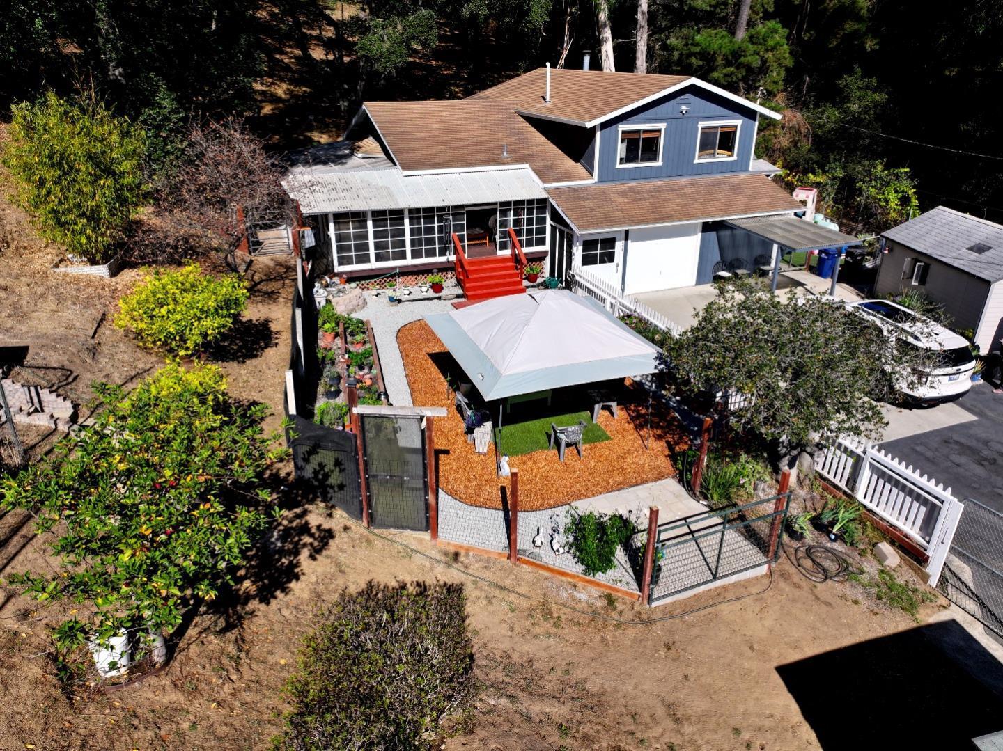 Detail Gallery Image 21 of 29 For 1458 Oakleaf Dr, Royal Oaks,  CA 95076 - 4 Beds | 3 Baths