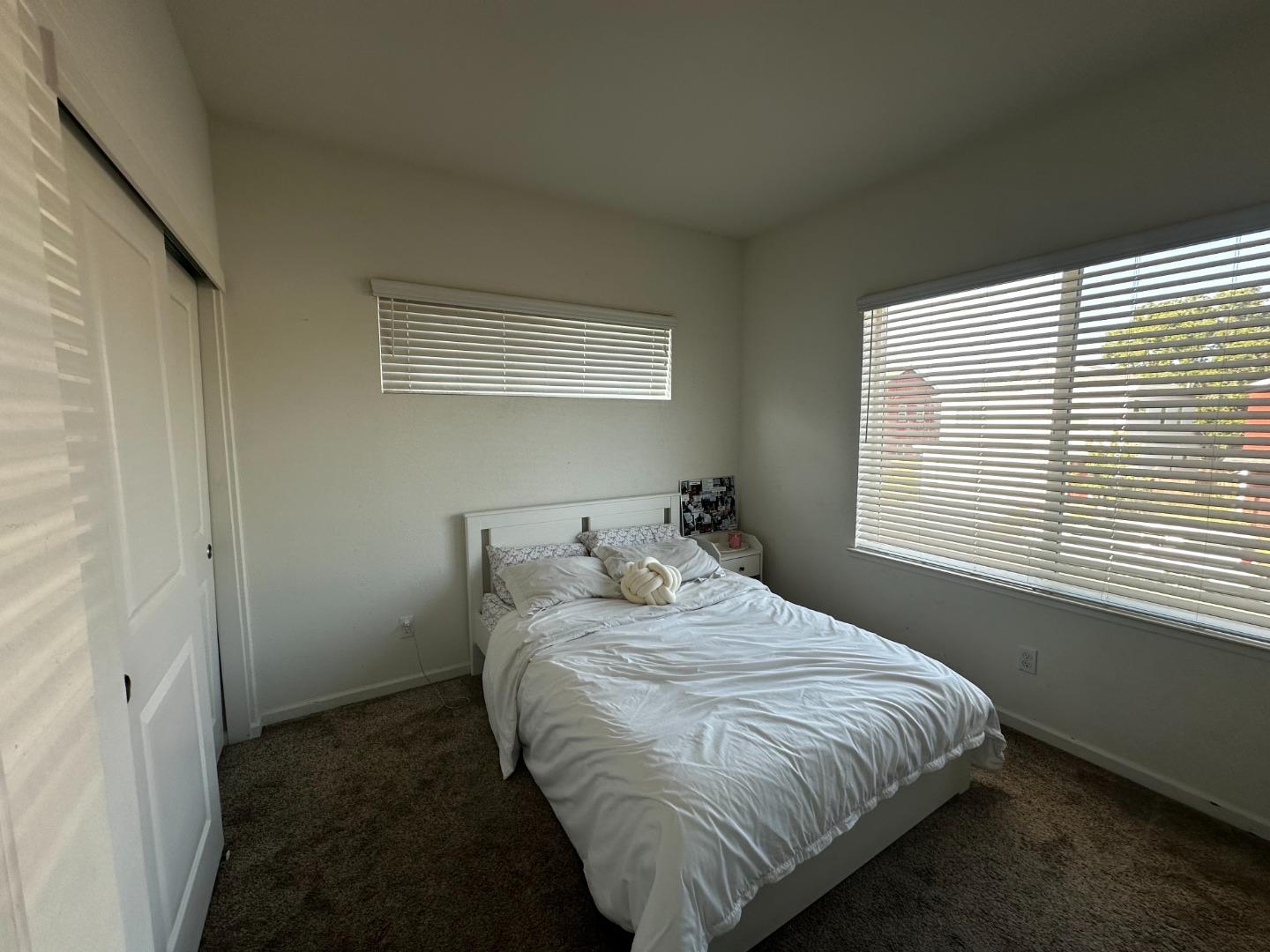 Detail Gallery Image 12 of 12 For 5517 Malibu Palm Ct, Sacramento,  CA 95842 - 3 Beds | 2/1 Baths