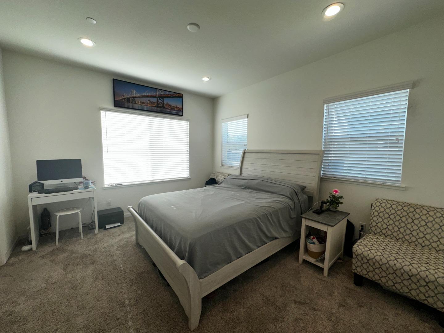 Detail Gallery Image 8 of 12 For 5517 Malibu Palm Ct, Sacramento,  CA 95842 - 3 Beds | 2/1 Baths