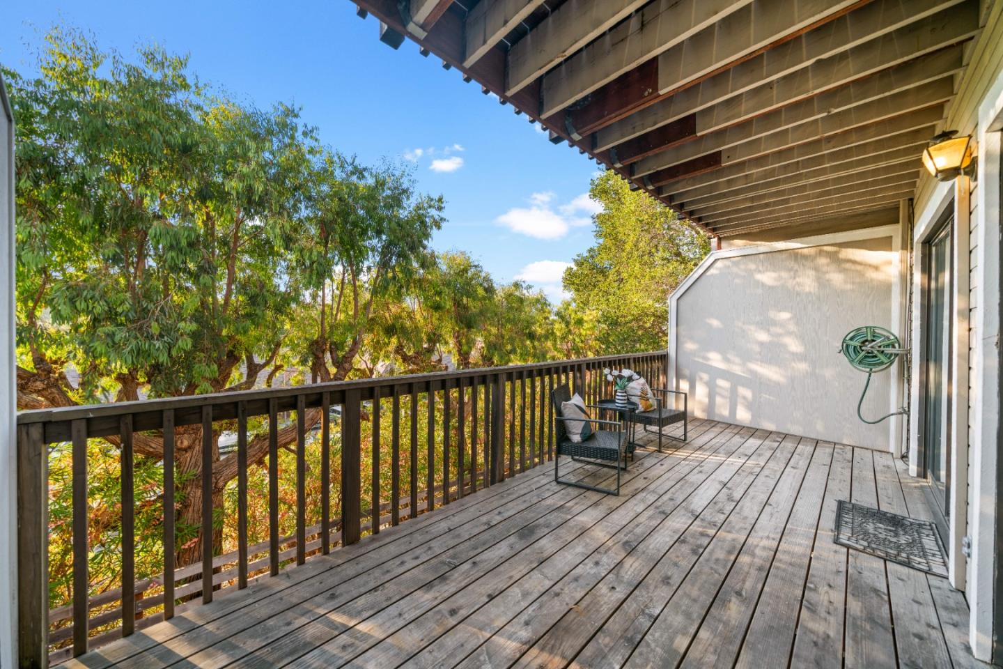 Detail Gallery Image 16 of 43 For 14589 Oak St, Saratoga,  CA 95070 - 3 Beds | 2/1 Baths