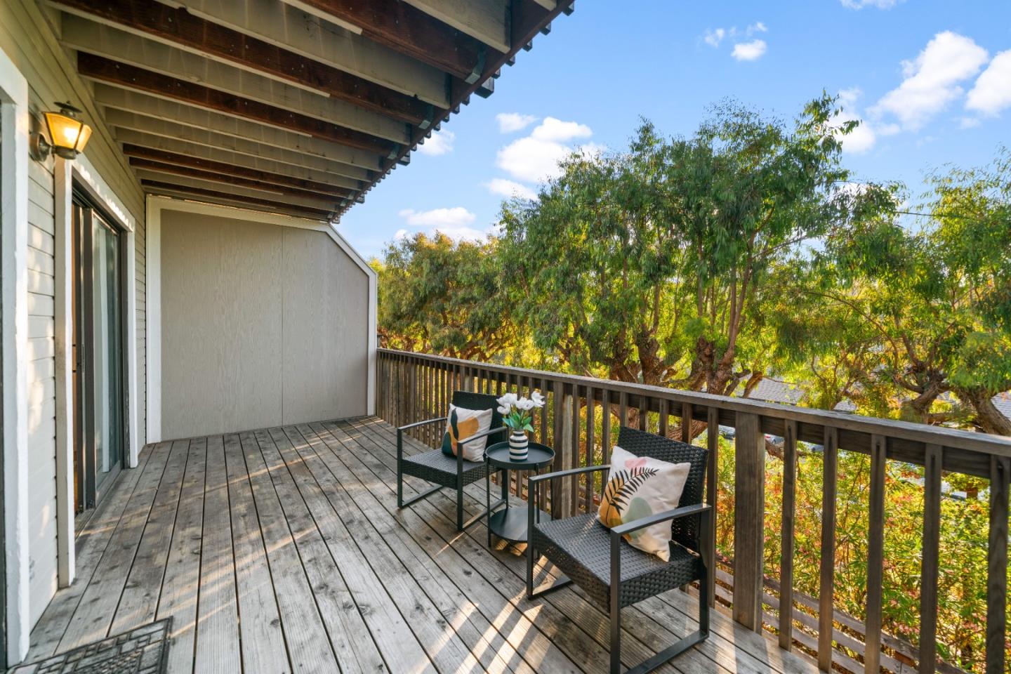 Detail Gallery Image 17 of 43 For 14589 Oak St, Saratoga,  CA 95070 - 3 Beds | 2/1 Baths