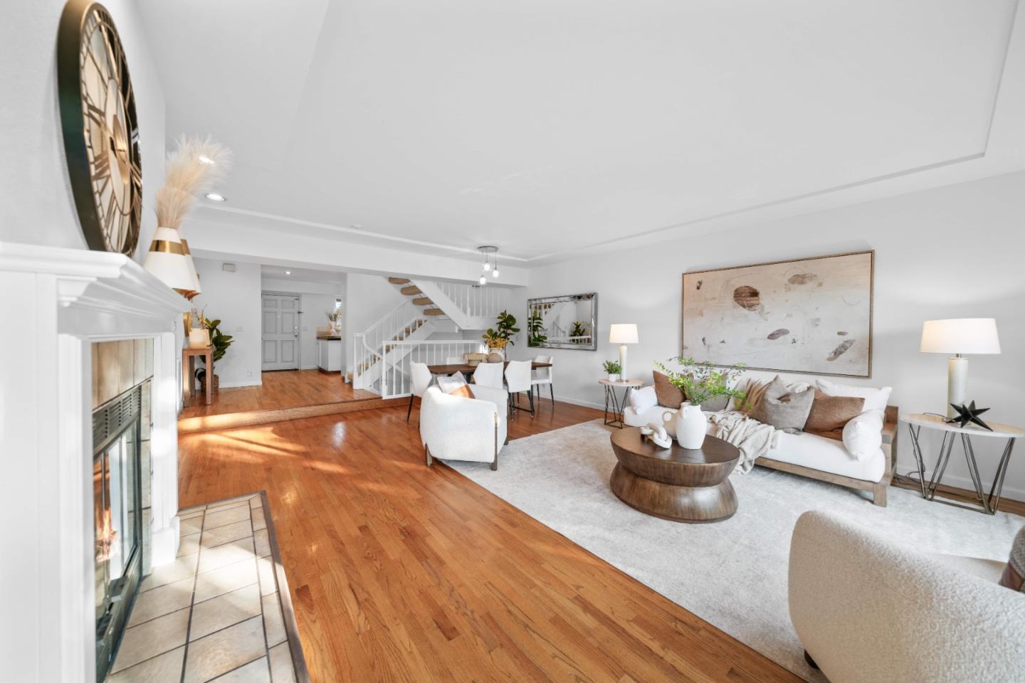 Detail Gallery Image 2 of 43 For 14589 Oak St, Saratoga,  CA 95070 - 3 Beds | 2/1 Baths