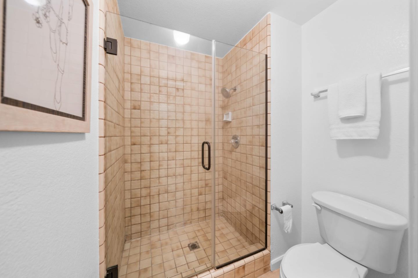 Detail Gallery Image 24 of 43 For 14589 Oak St, Saratoga,  CA 95070 - 3 Beds | 2/1 Baths