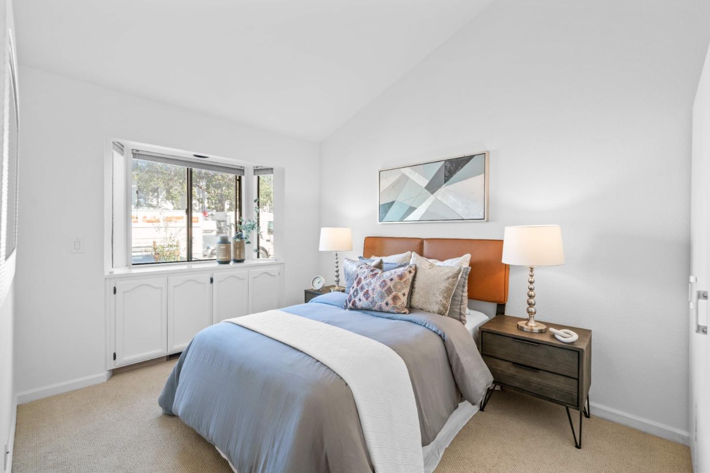 Detail Gallery Image 27 of 43 For 14589 Oak St, Saratoga,  CA 95070 - 3 Beds | 2/1 Baths
