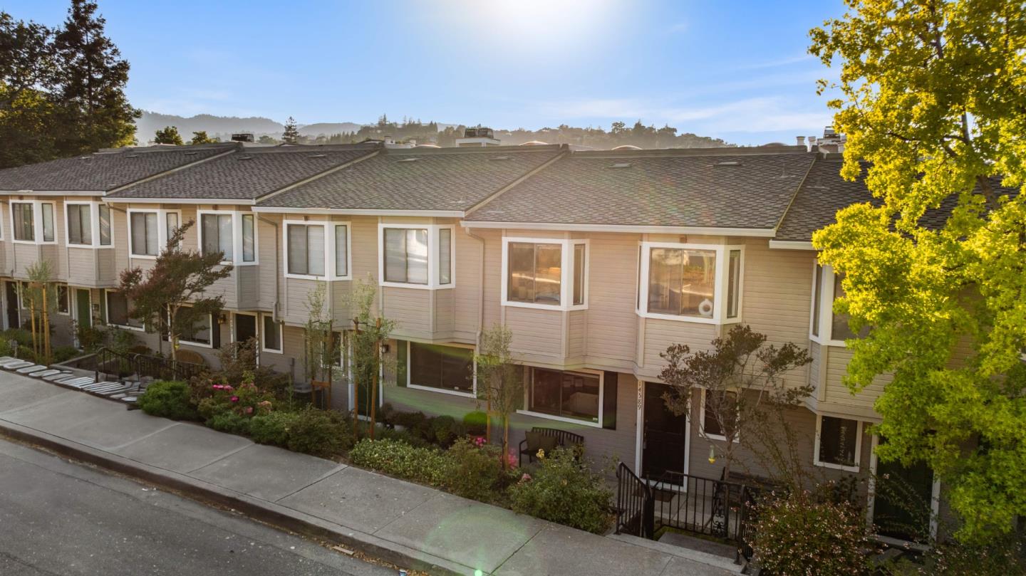 Detail Gallery Image 39 of 43 For 14589 Oak St, Saratoga,  CA 95070 - 3 Beds | 2/1 Baths