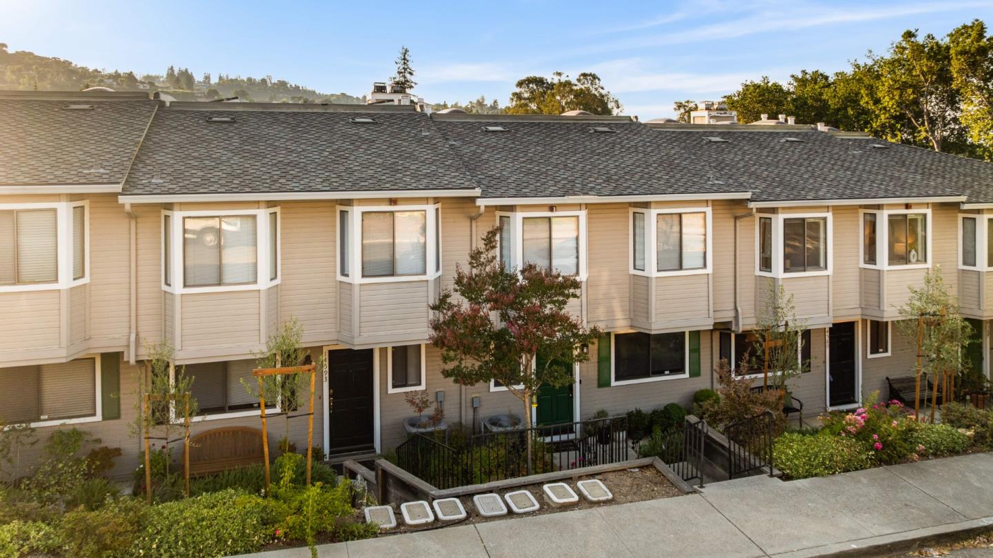 Detail Gallery Image 40 of 43 For 14589 Oak St, Saratoga,  CA 95070 - 3 Beds | 2/1 Baths
