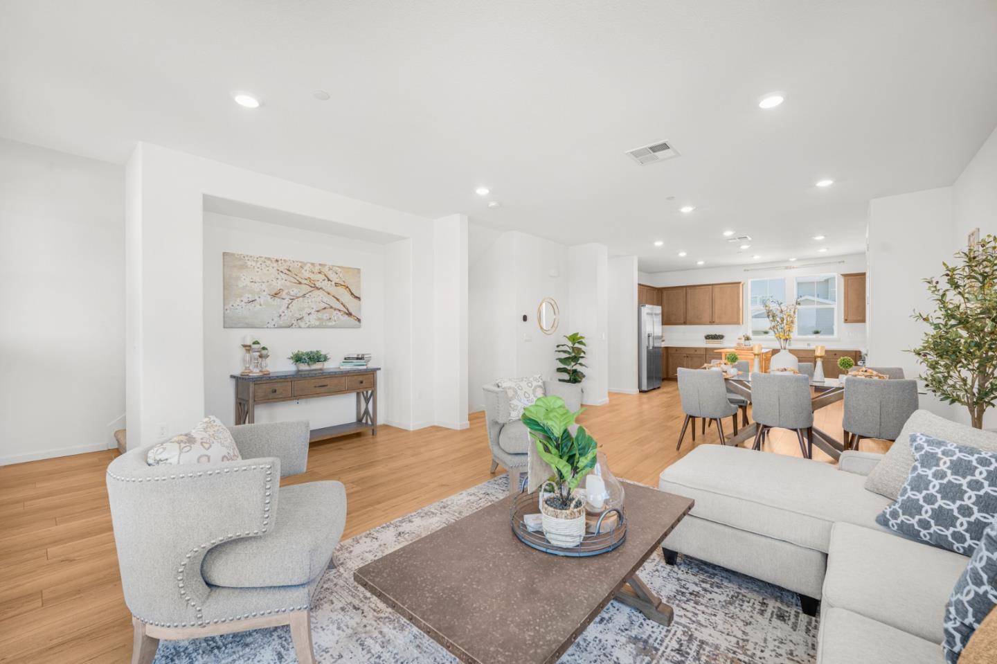 Detail Gallery Image 18 of 34 For 1387 Ores Way, Gilroy,  CA 95020 - 3 Beds | 2/2 Baths