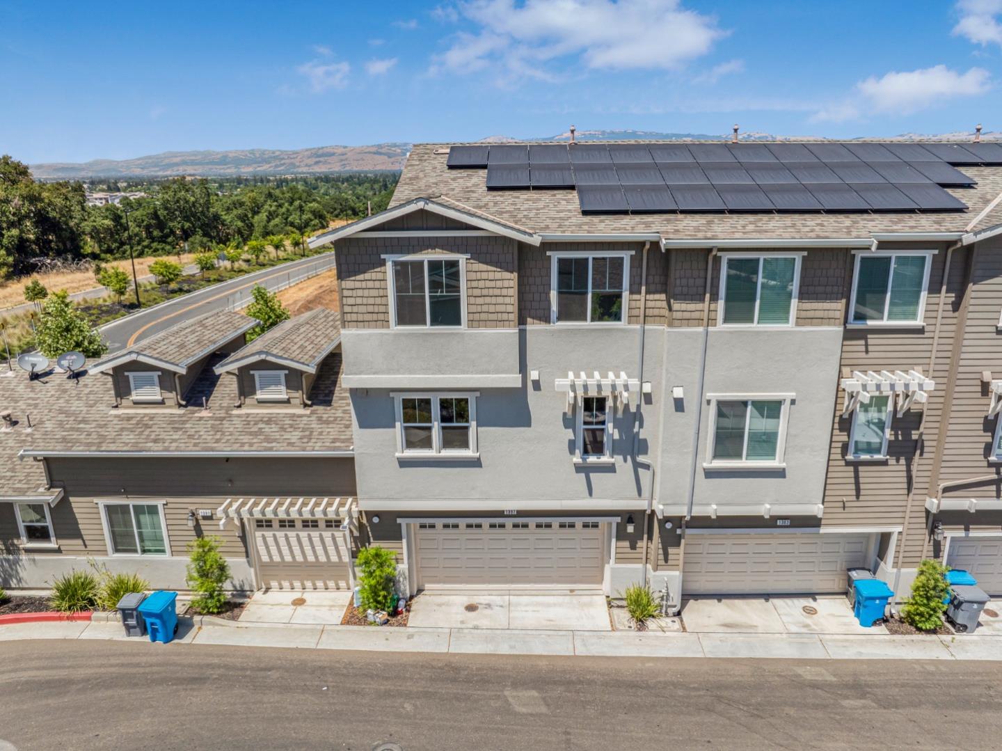 Detail Gallery Image 27 of 34 For 1387 Ores Way, Gilroy,  CA 95020 - 3 Beds | 2/2 Baths