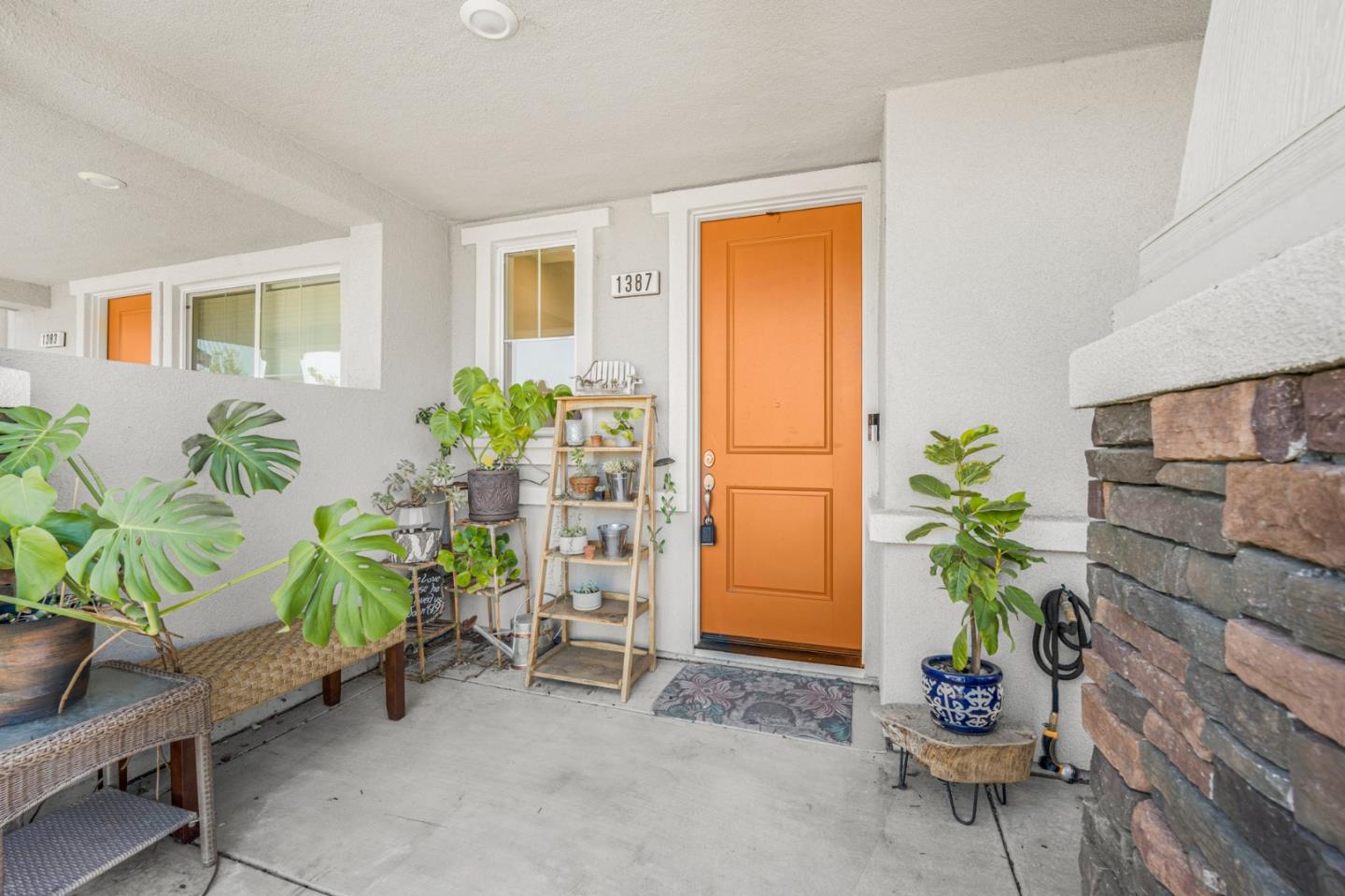 Detail Gallery Image 6 of 34 For 1387 Ores Way, Gilroy,  CA 95020 - 3 Beds | 2/2 Baths