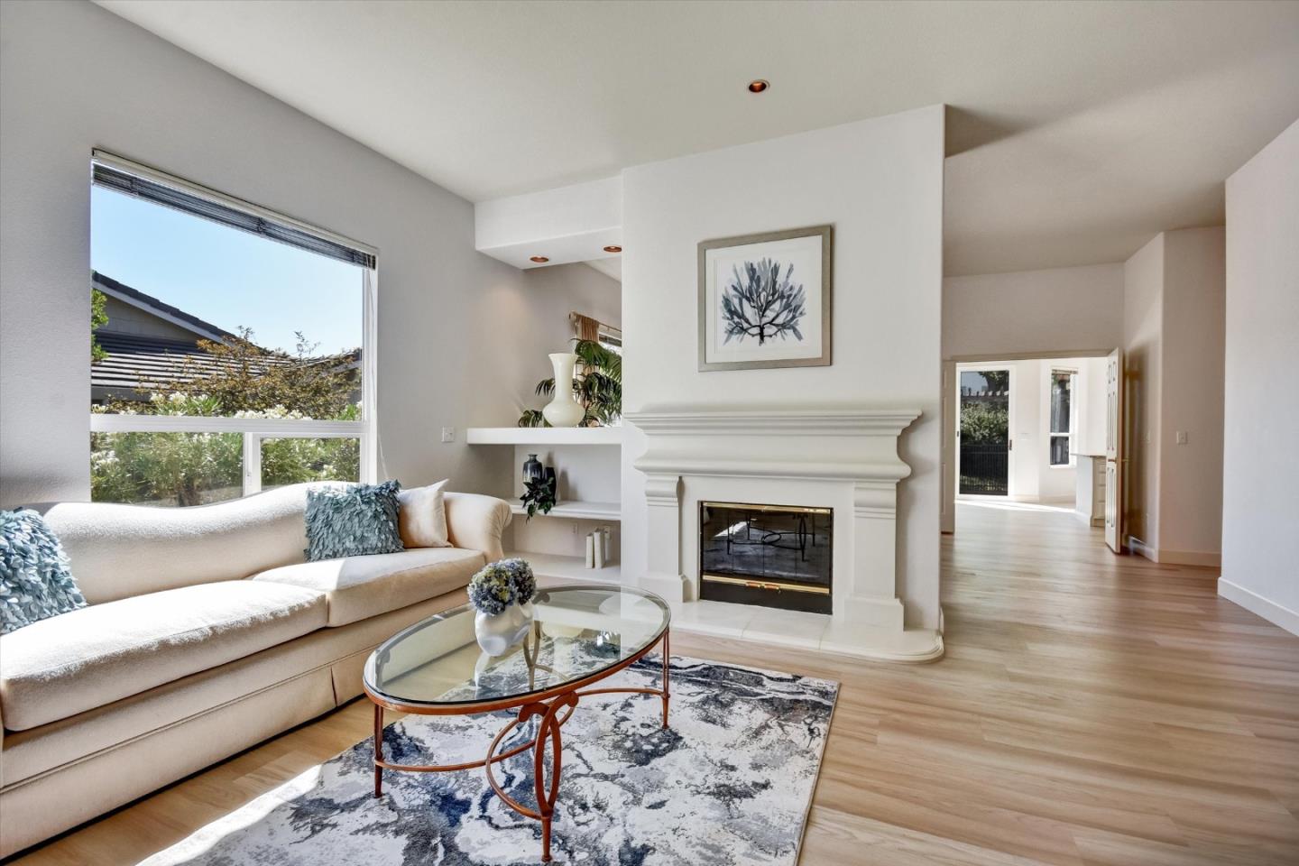 Detail Gallery Image 4 of 41 For 8756 Mccarty Ranch Dr, San Jose,  CA 95135 - 2 Beds | 2/1 Baths