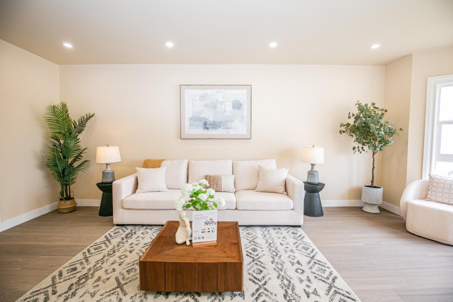 Detail Gallery Image 12 of 92 For 224 Shields St, San Francisco,  CA 94132 - 2 Beds | 4 Baths