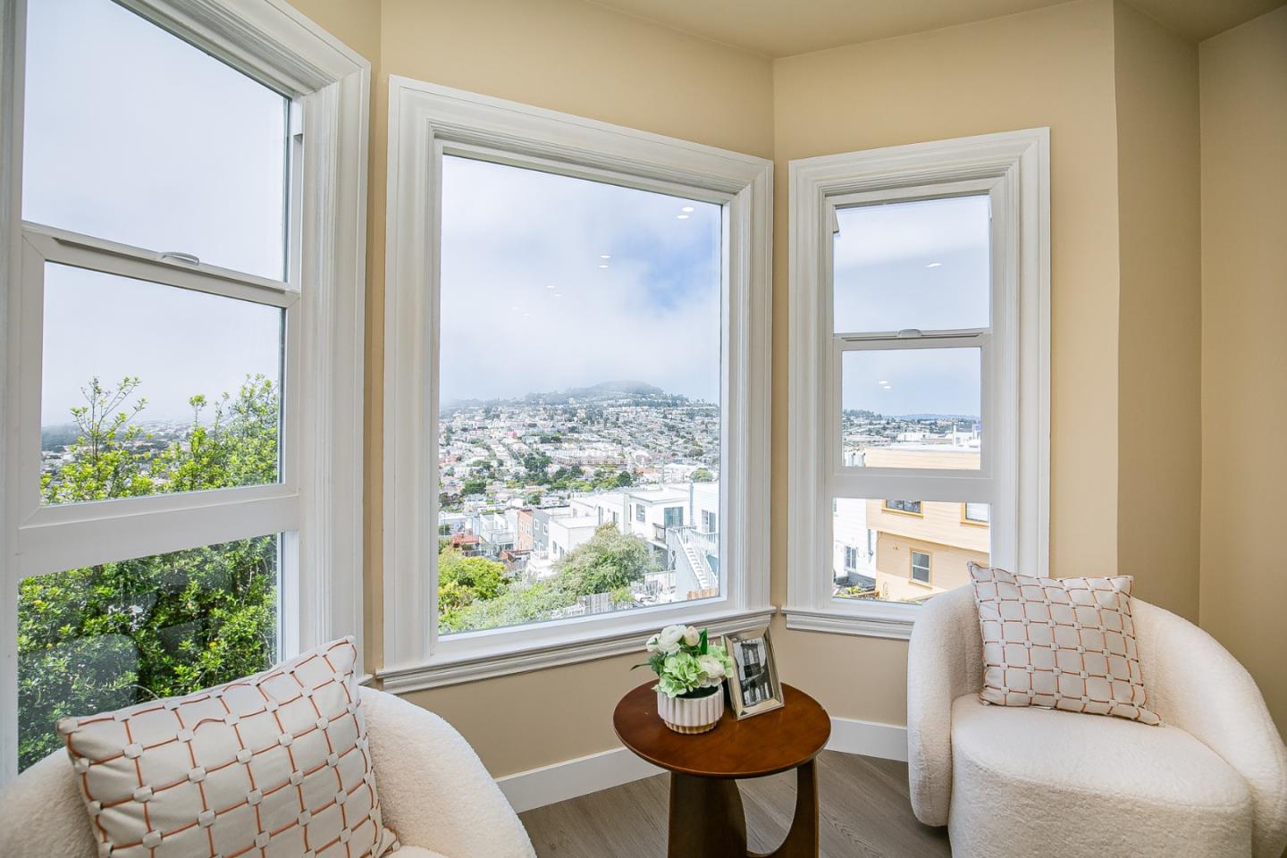 Detail Gallery Image 14 of 92 For 224 Shields St, San Francisco,  CA 94132 - 2 Beds | 4 Baths