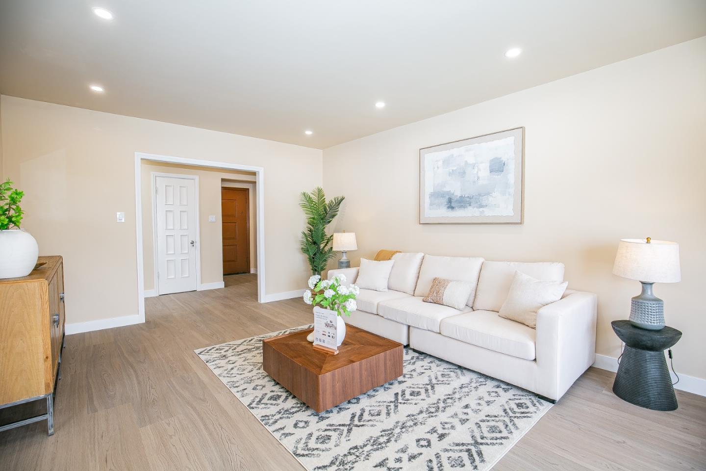 Detail Gallery Image 18 of 92 For 224 Shields St, San Francisco,  CA 94132 - 2 Beds | 4 Baths