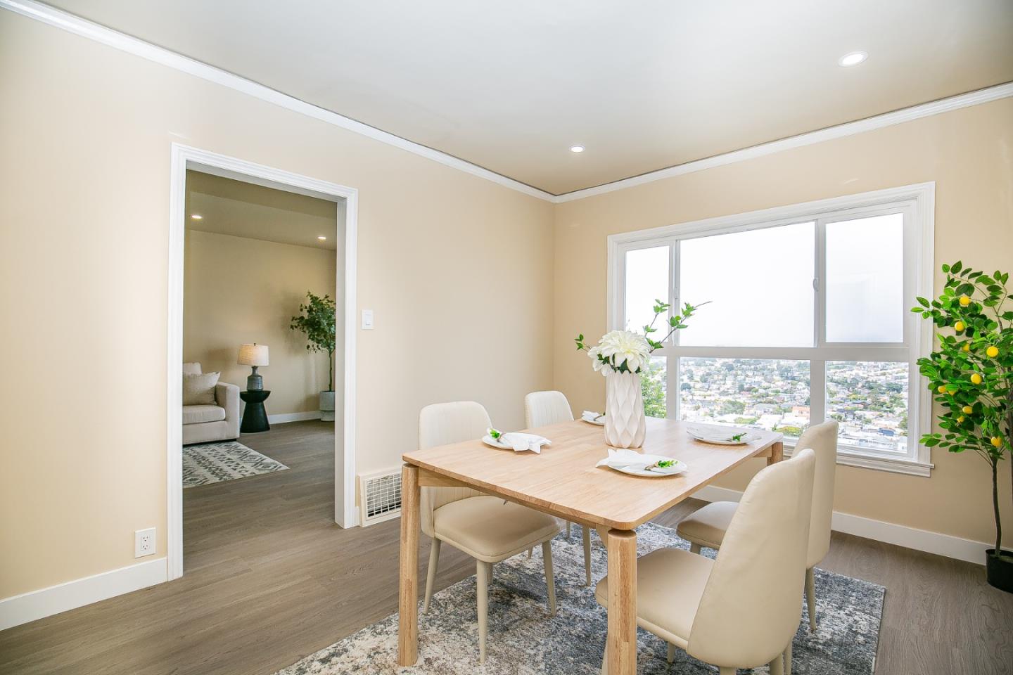 Detail Gallery Image 21 of 92 For 224 Shields St, San Francisco,  CA 94132 - 2 Beds | 4 Baths