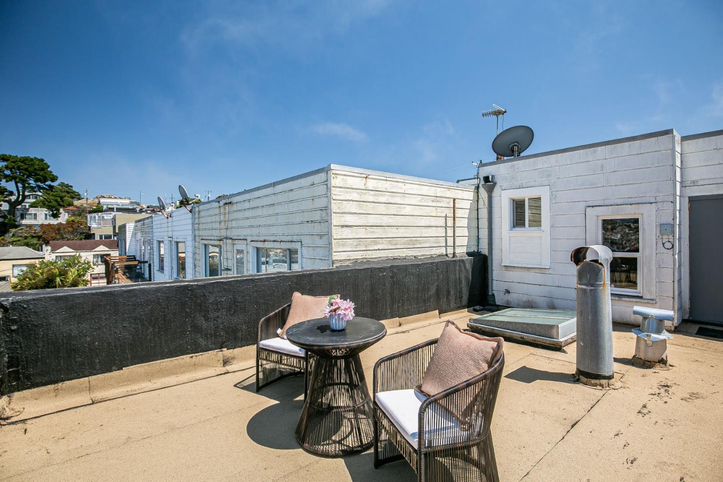 Detail Gallery Image 57 of 92 For 224 Shields St, San Francisco,  CA 94132 - 2 Beds | 4 Baths
