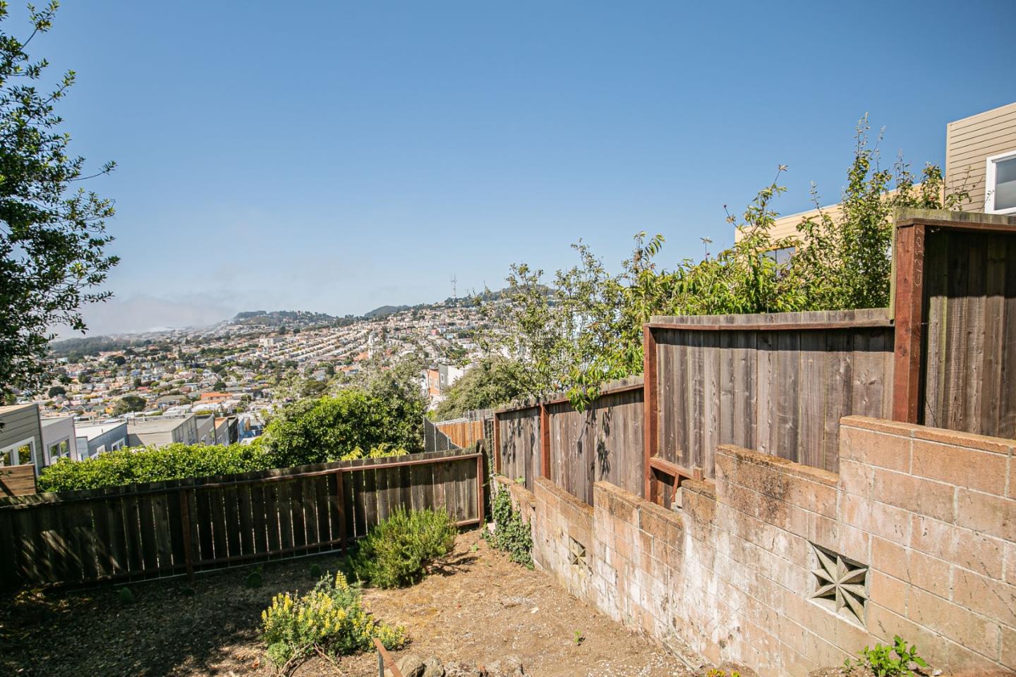 Detail Gallery Image 75 of 92 For 224 Shields St, San Francisco,  CA 94132 - 2 Beds | 4 Baths