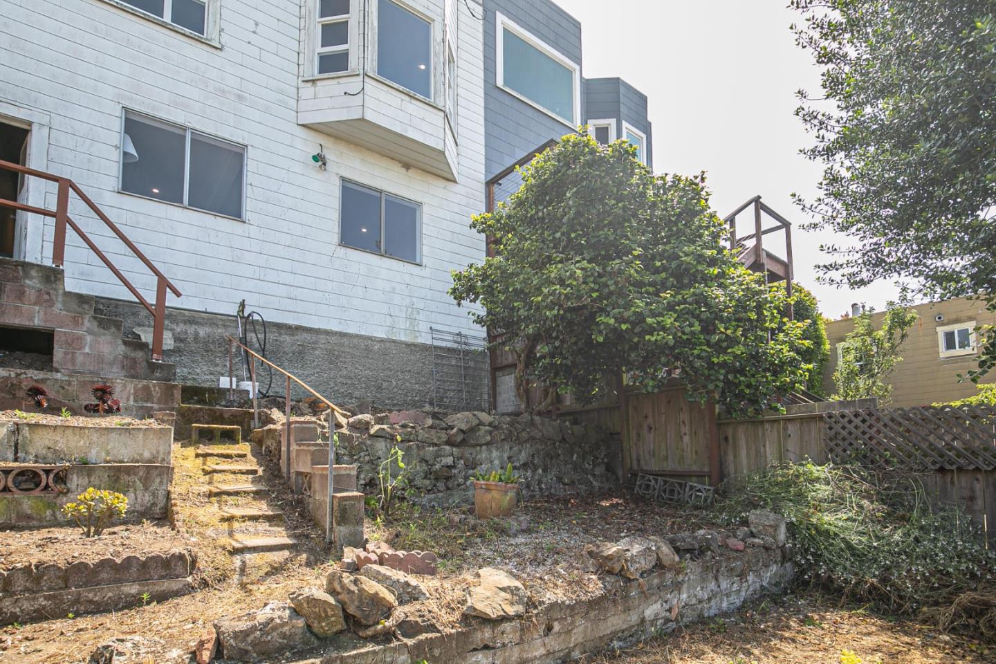 Detail Gallery Image 78 of 92 For 224 Shields St, San Francisco,  CA 94132 - 2 Beds | 4 Baths