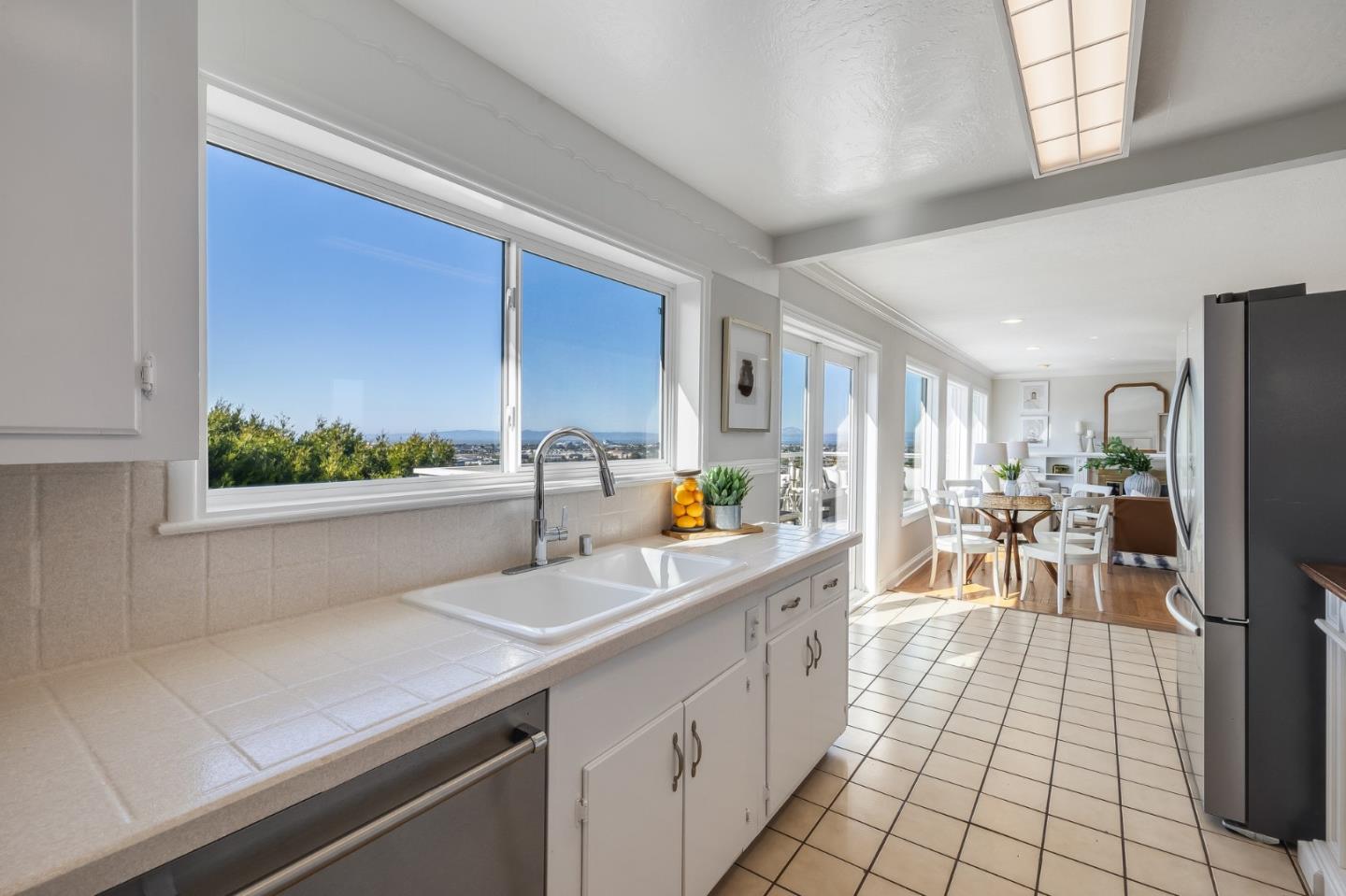 Detail Gallery Image 23 of 55 For 284 41st Ave, San Mateo,  CA 94403 - 4 Beds | 3 Baths