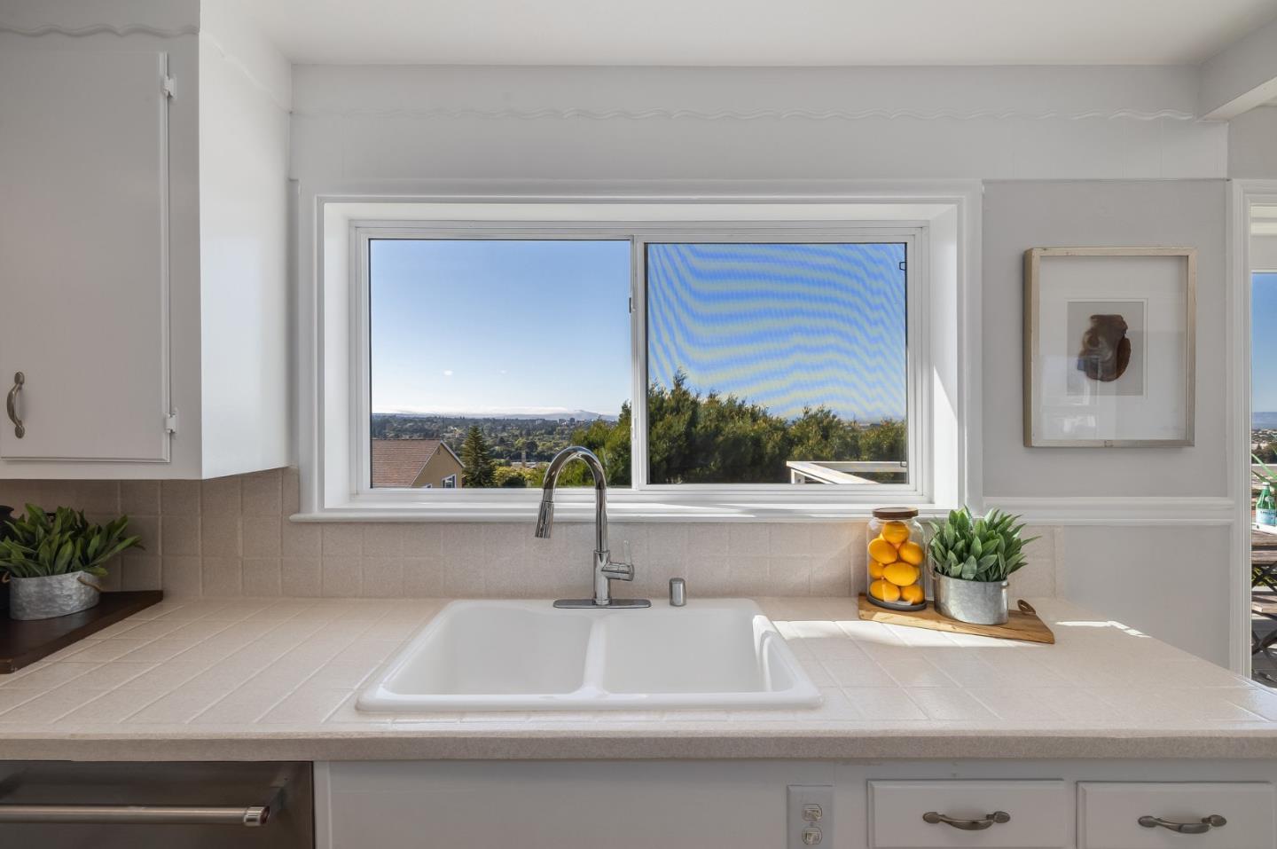 Detail Gallery Image 24 of 55 For 284 41st Ave, San Mateo,  CA 94403 - 4 Beds | 3 Baths